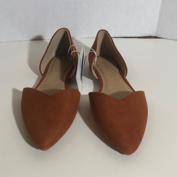 Old Navy Shoes - Burnt Orange Pointed Flats